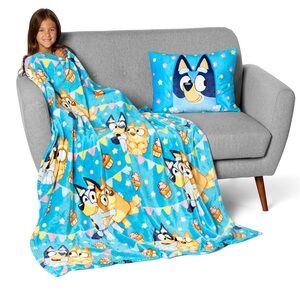 Bluey Pocket Pillow and Throw Blanket Set